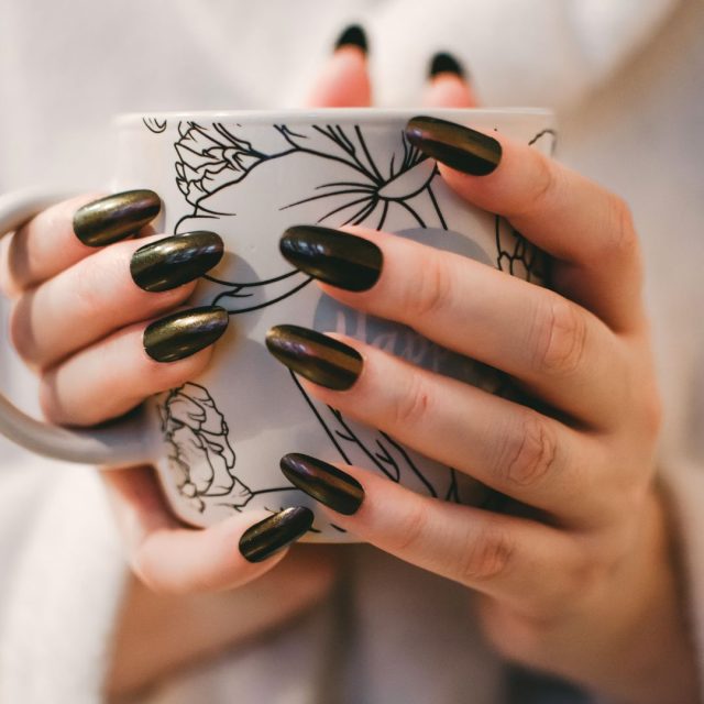 10 Stunning Nail Designs for a Pop of Color