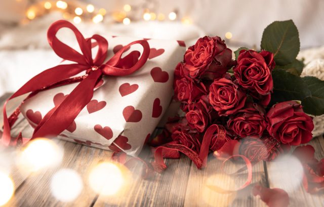 composition valentine39s day with gift box bouquet roses 1
